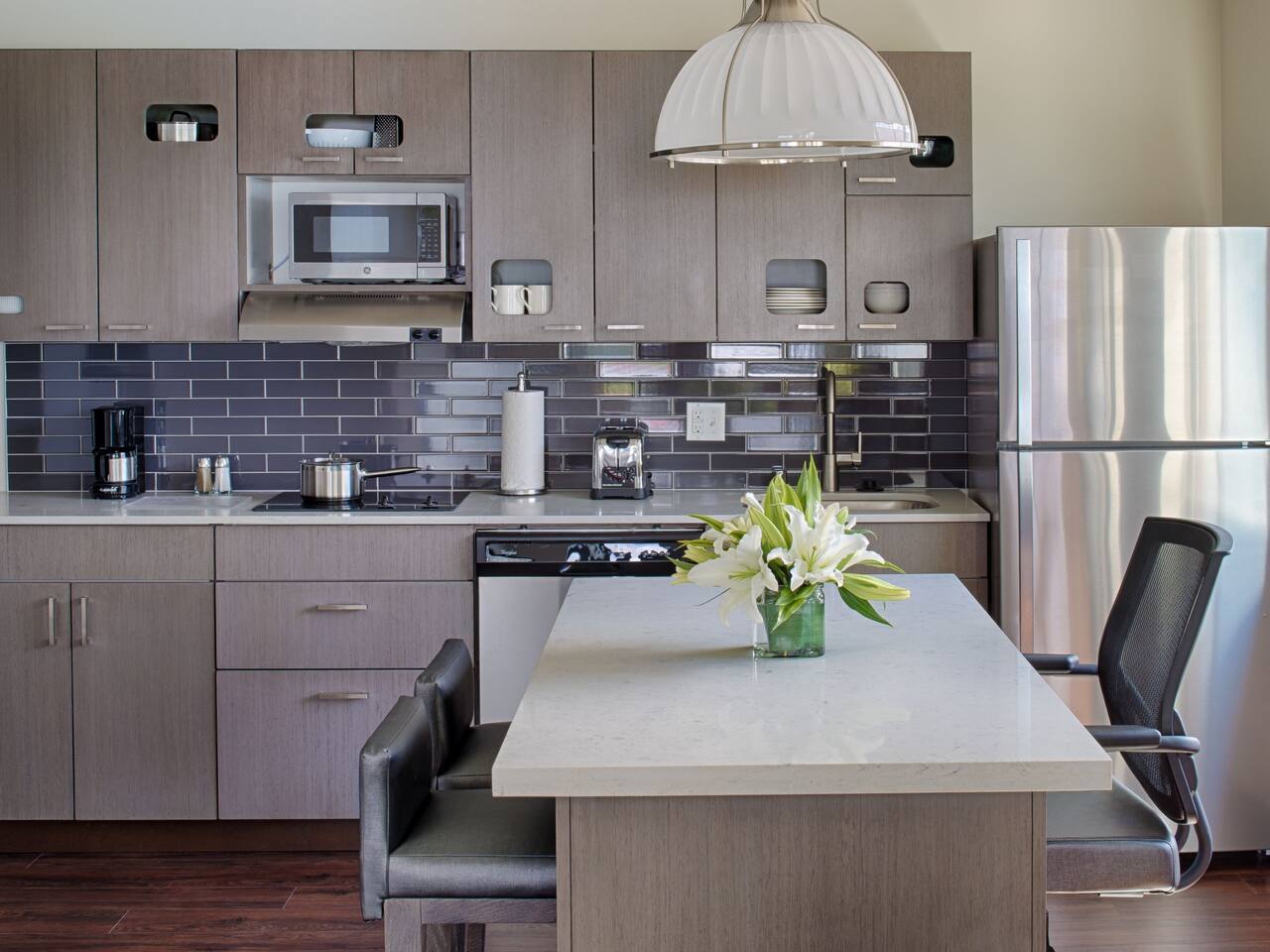 guestroom kitchen