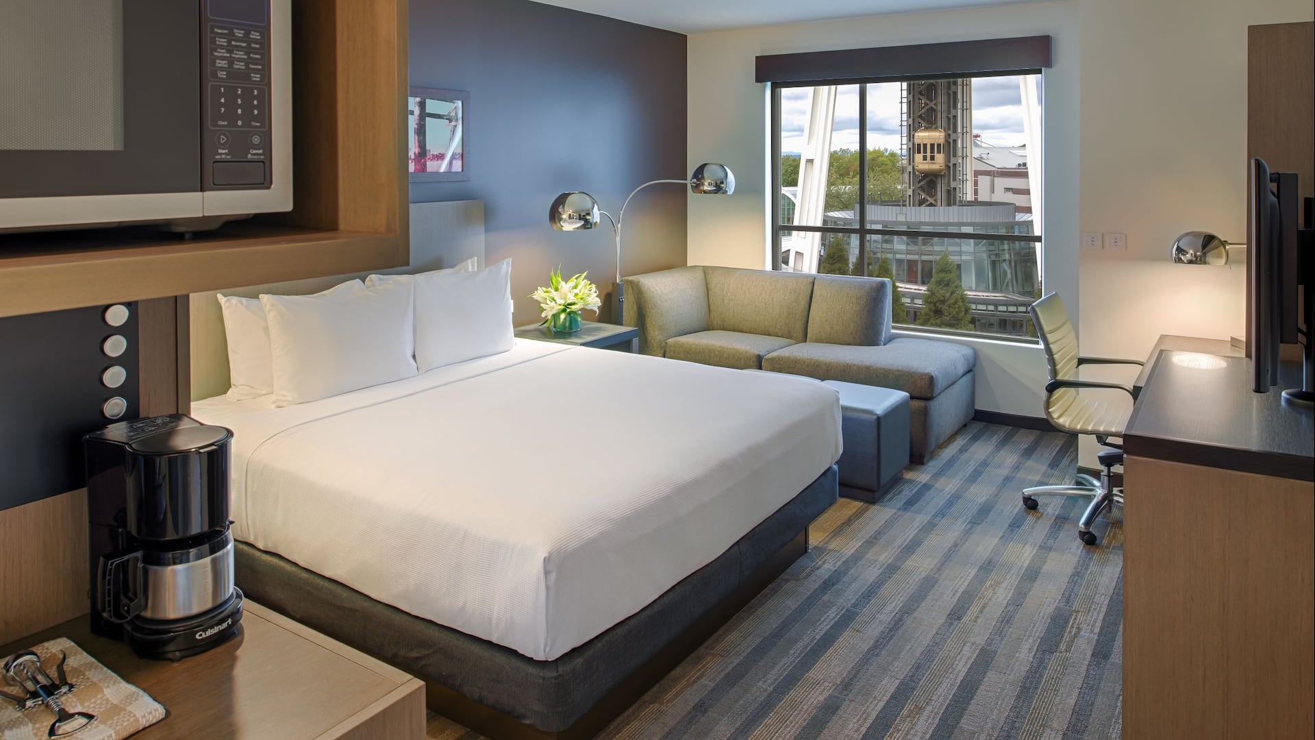 Hyatt House Seattle/Downtown Suite
