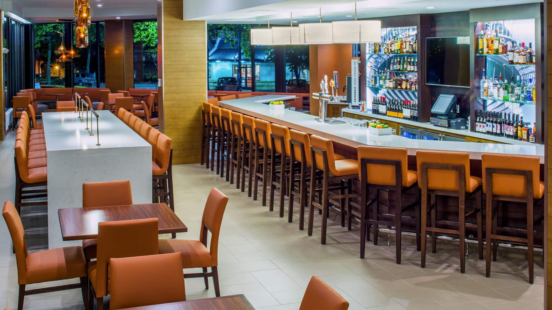 Hyatt House Seattle/Downtown Bar