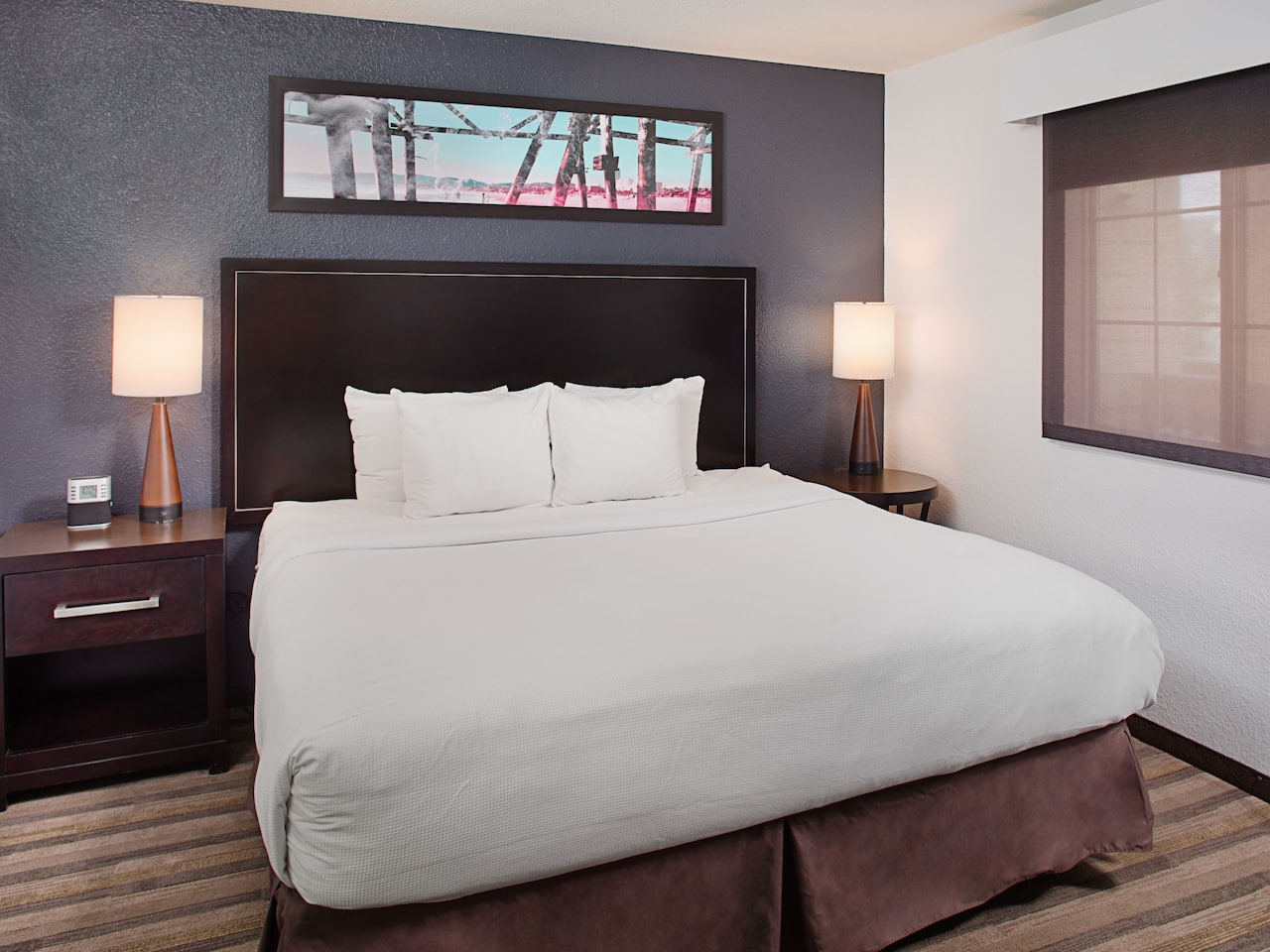 Hyatt House Mt. Laurel bedroom