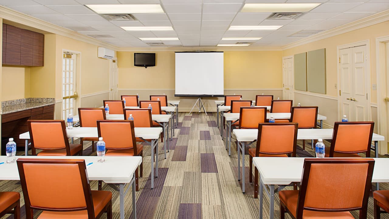 Hyatt House Mt. Laurel meeting classroom
