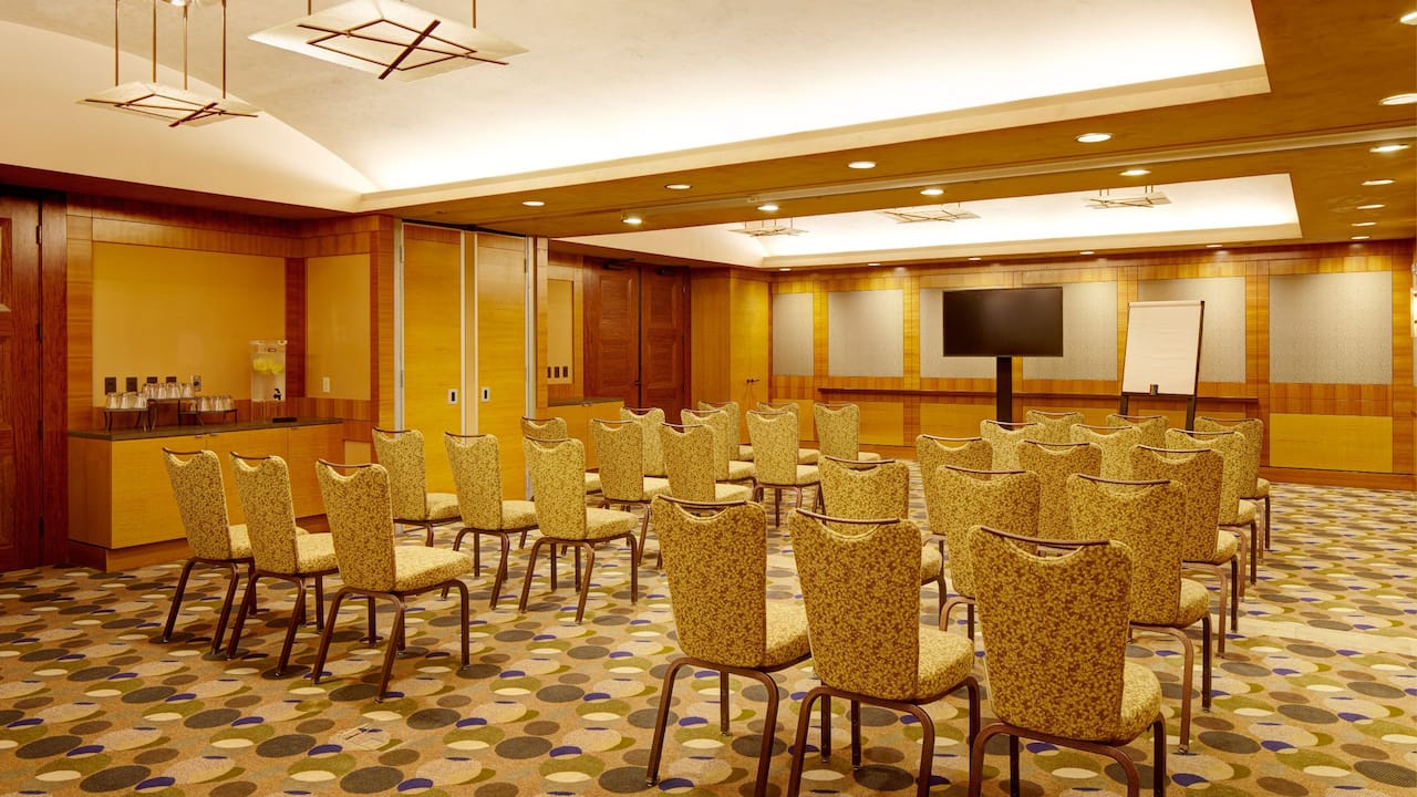 discovery meeting room