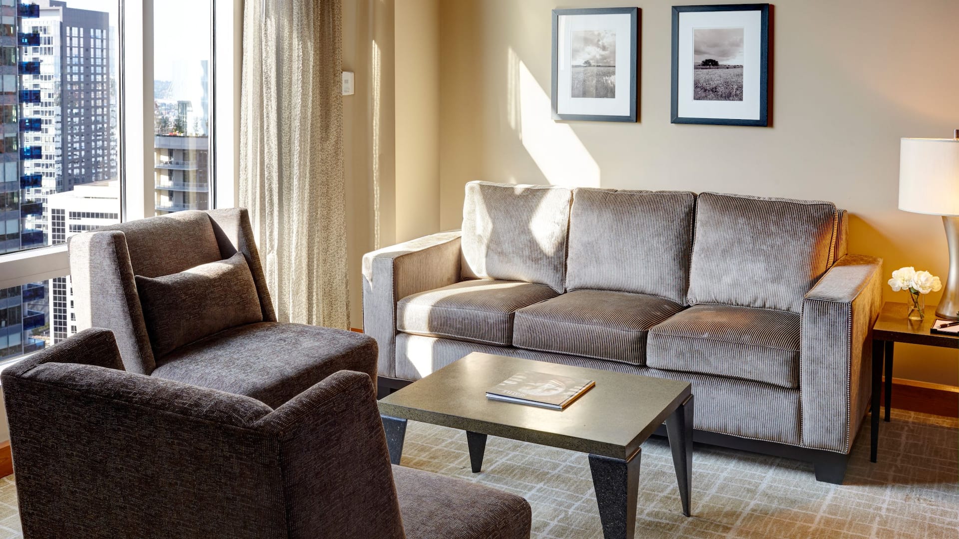 Grand Hyatt Seattle Emerald Suite Desk