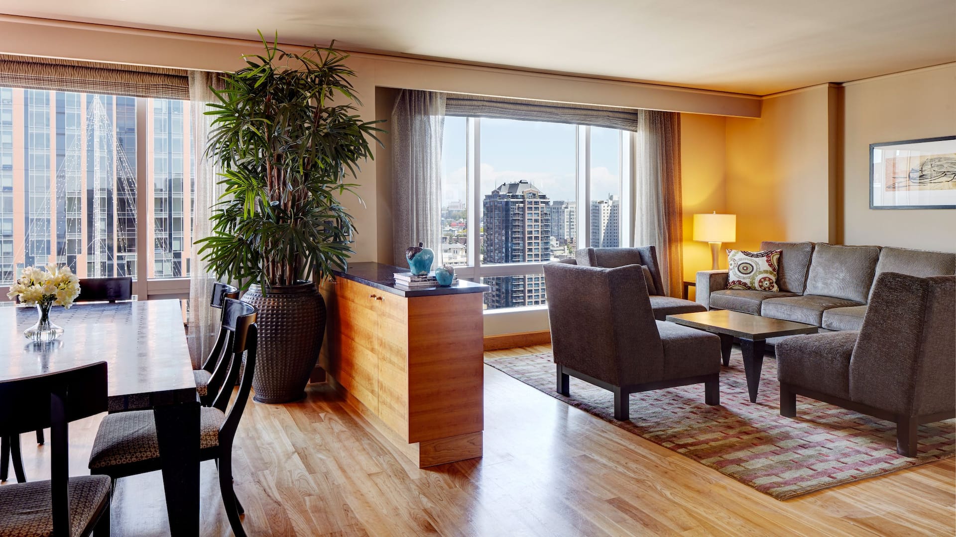Grand Hyatt Seattle Carrara Parlor