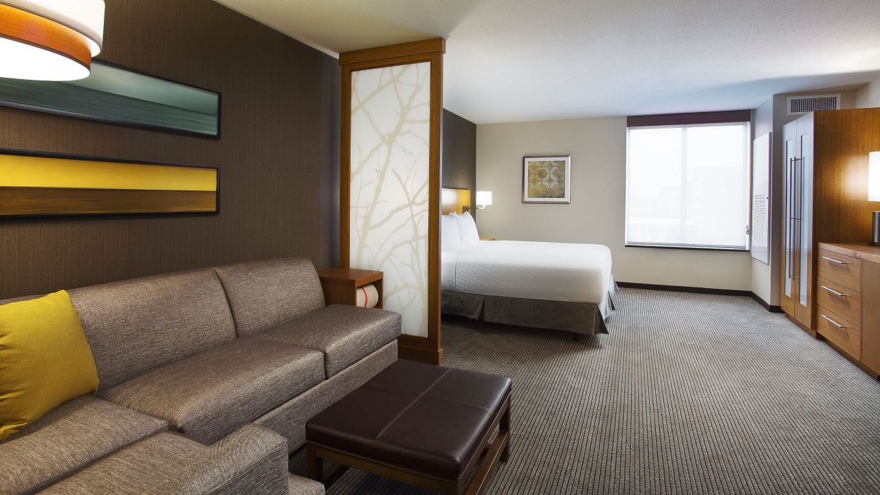 Spacious Rooms Near Midway Airport Hyatt Place Chicago/Midway Airport