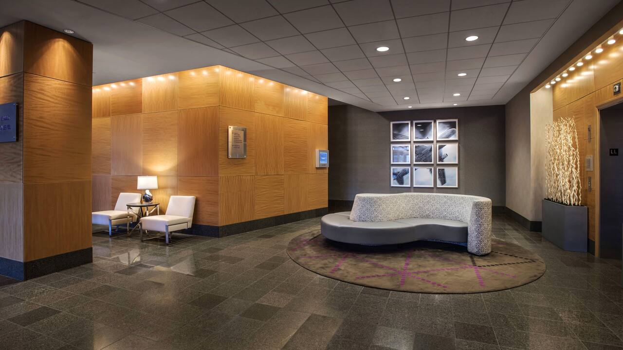 Hotel Lower Lobby Hyatt Regency Pittsburgh International Airport