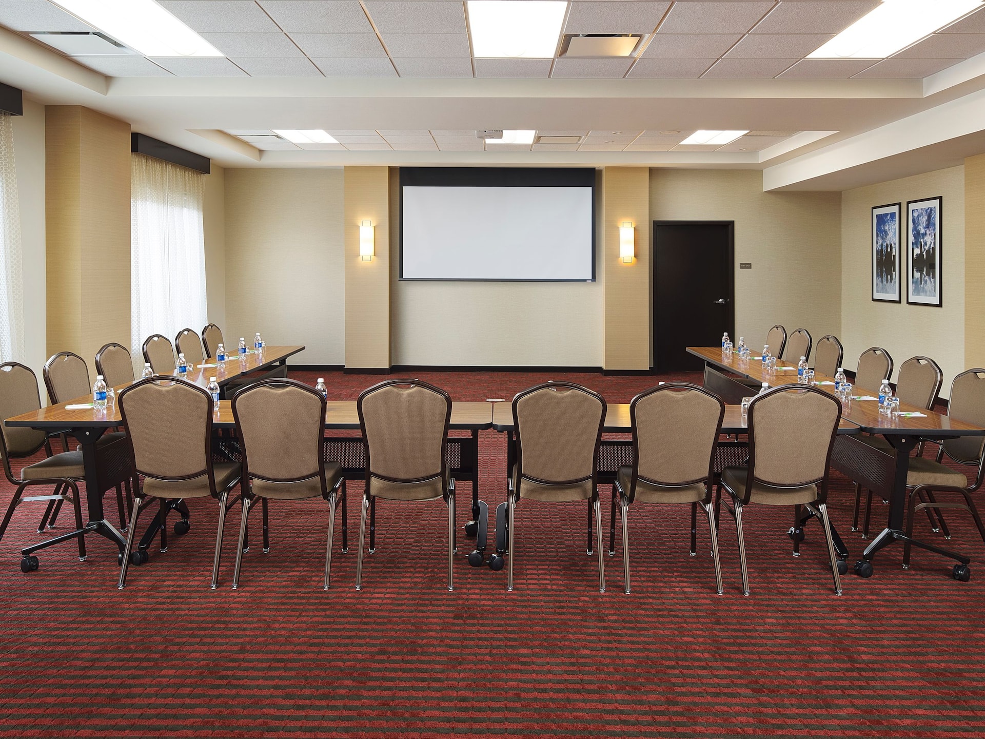 Hyatt Place Chicago/Midway Airport Meeting Room U Shaped Setup