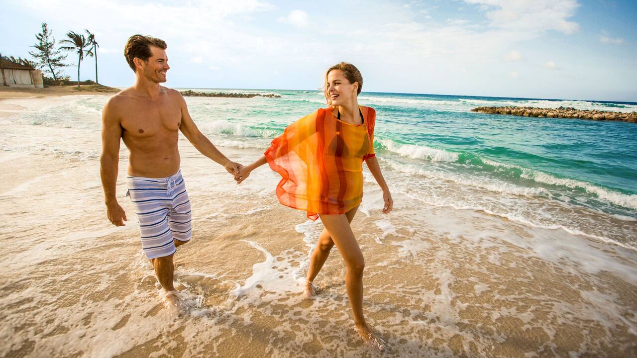 Escape to a Vibrant World Escape to a Vibrant World