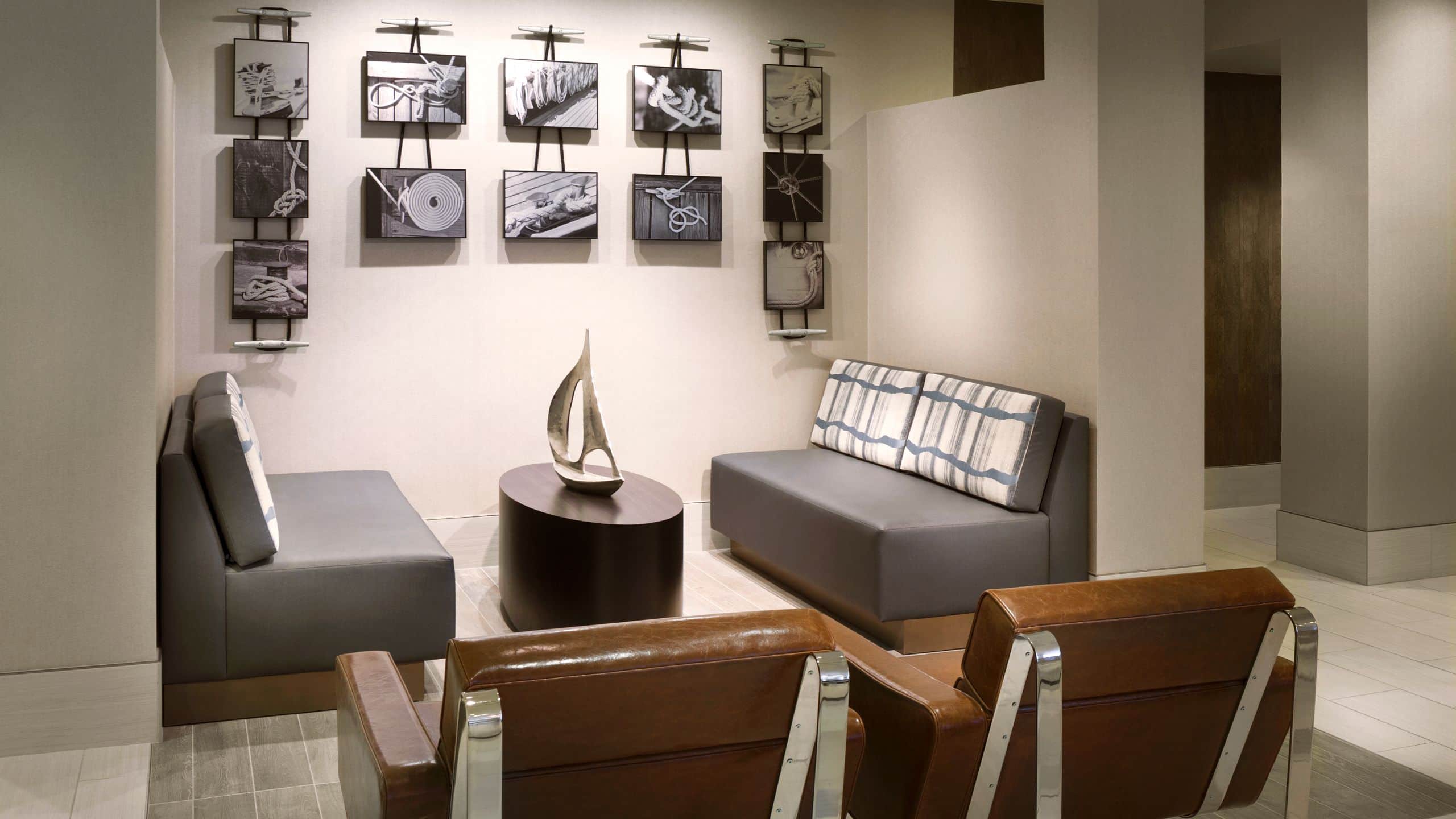 Hyatt Centric Fisherman's Wharf San Francisco Sitting Niche