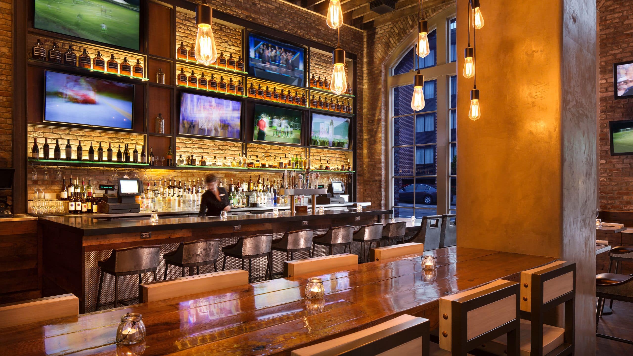 Hyatt Centric Fisherman's Wharf San Francisco Brick and Beam Bar