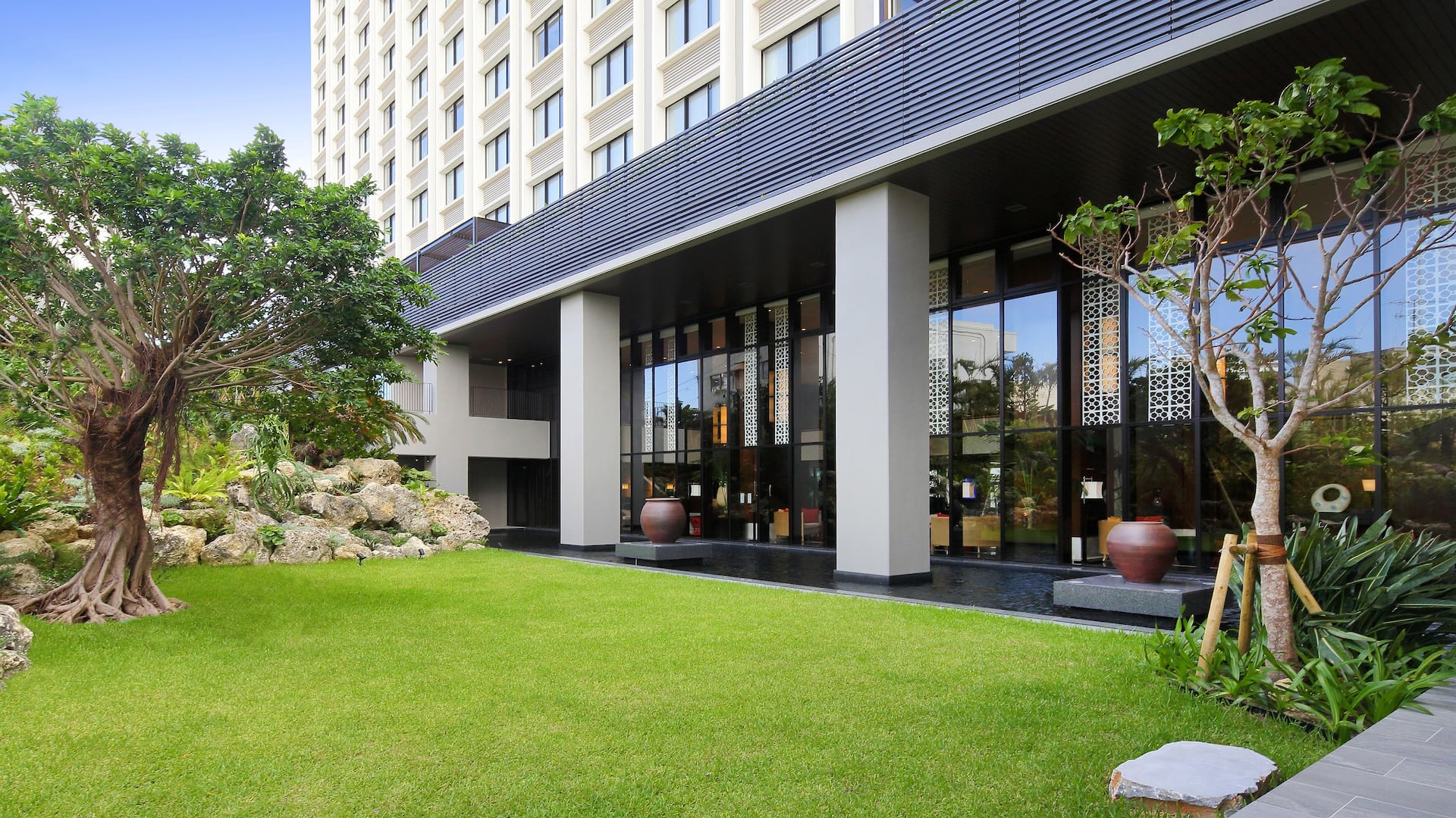 Hyatt Regency Naha, Okinawa Hotel Front