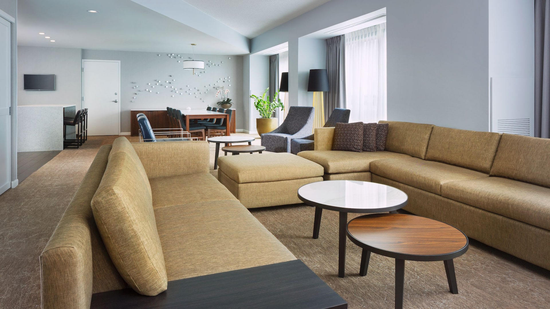 1 of 2 Hyatt Regency San Francisco Airport Premier Suite 9031 Parlor