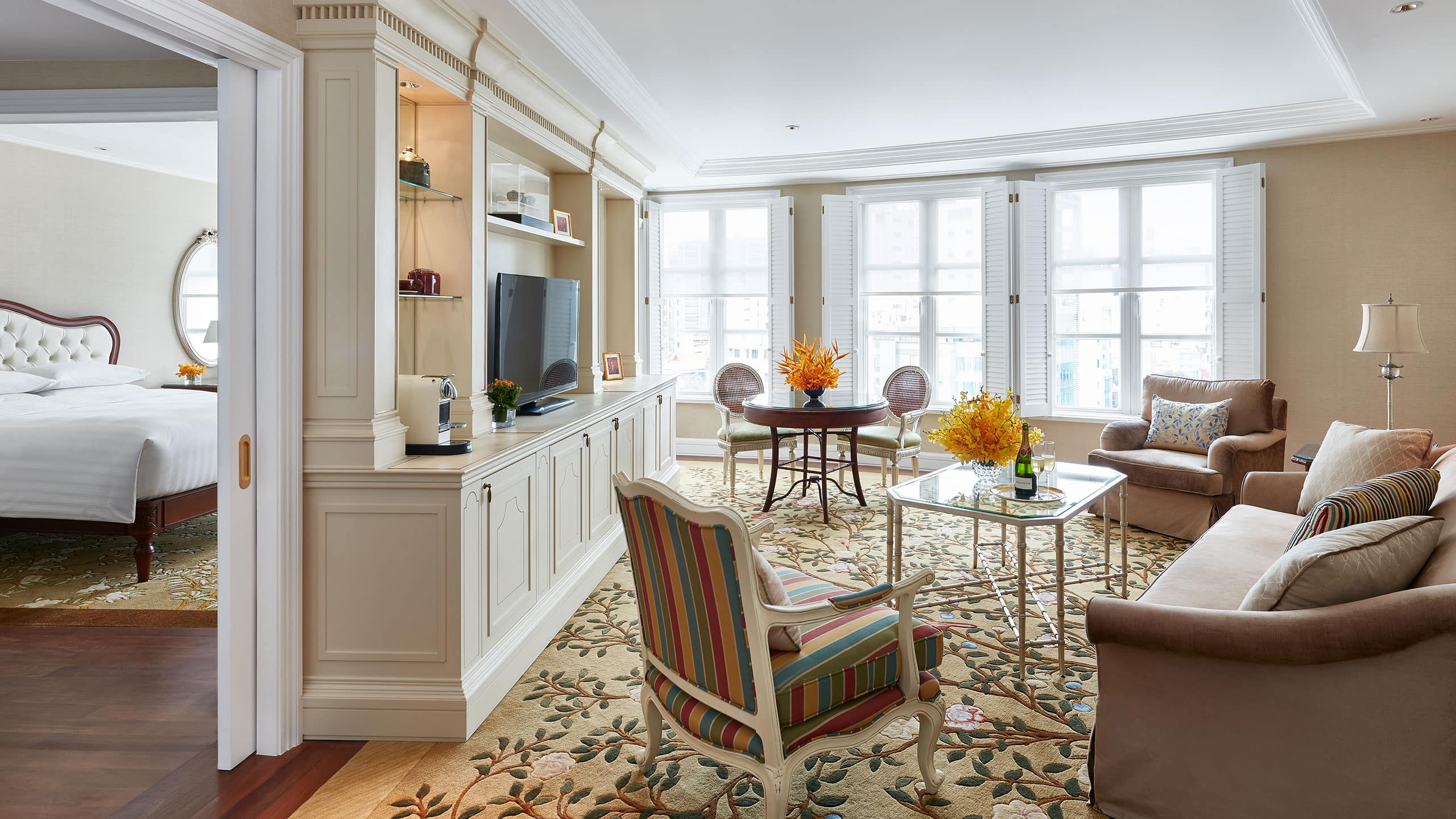 Park Hyatt Saigon Lam Son Suite Living Room