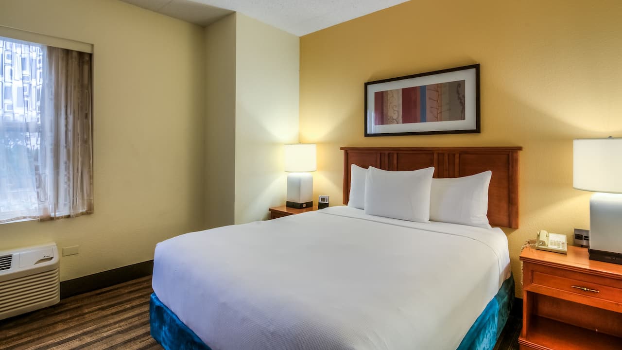 Hyatt House Chicago Schaumburg Hotels In Il One Bedroom