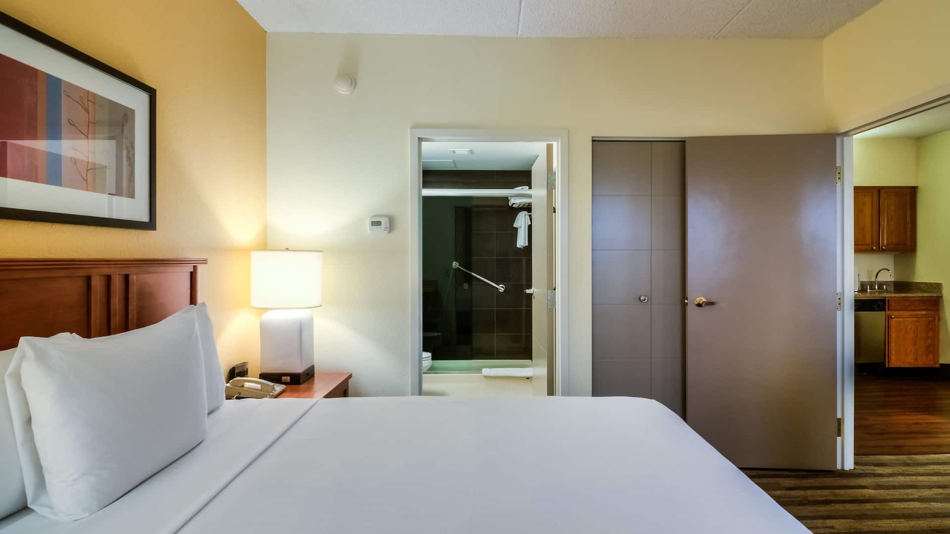 Hyatt House Chicago/Schaumburg Renovated 1 Bedroom