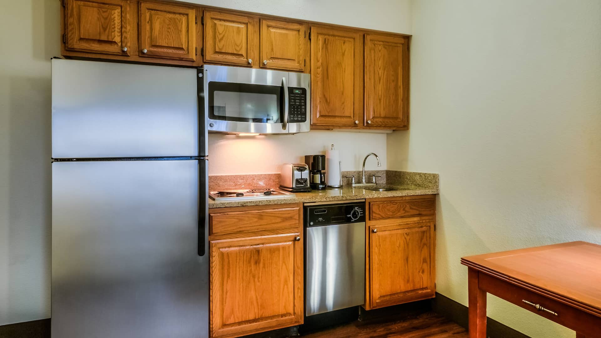 第 2，共 4 Hyatt House Chicago/Schaumburg Renovated 1 Bedroom