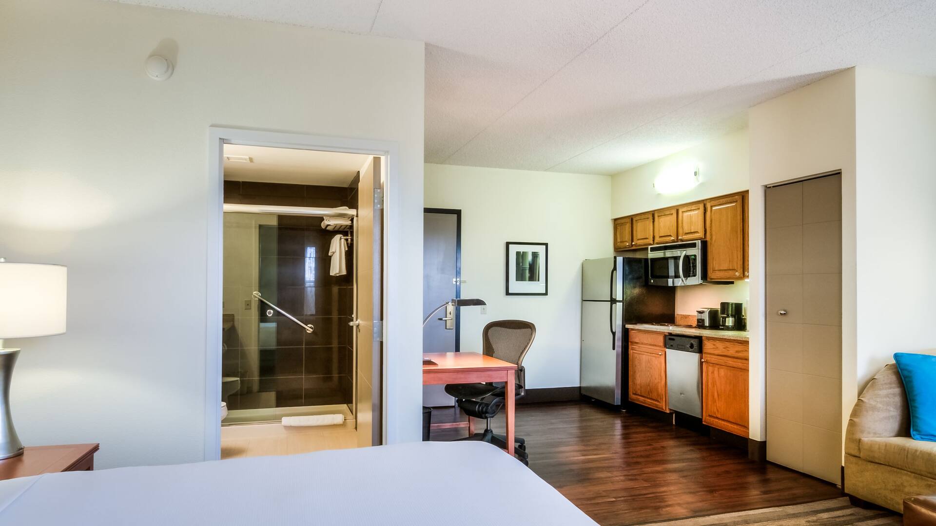第 3，共 4 Hyatt House Chicago/Schaumburg Renovated Studio