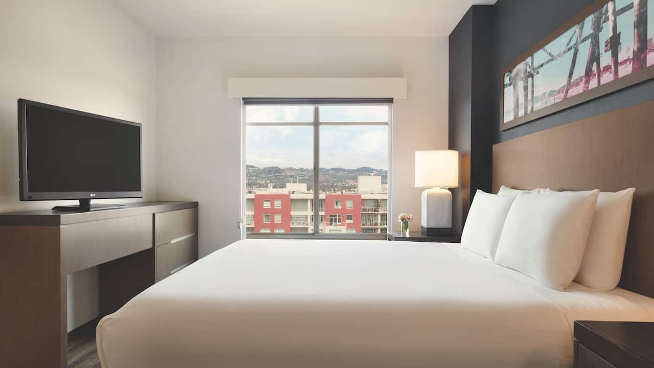 One Bedroom King Suite Hyatt House Emeryville / San Francisco Bay Area