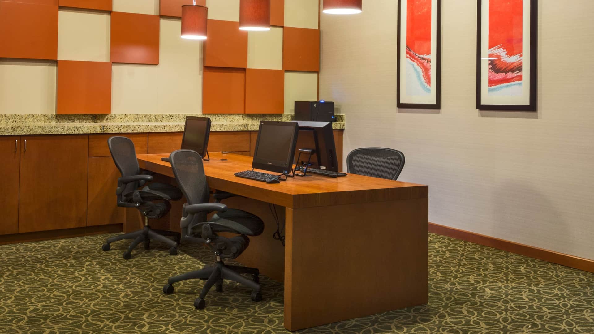 Hyatt Place Los Cabos e Business