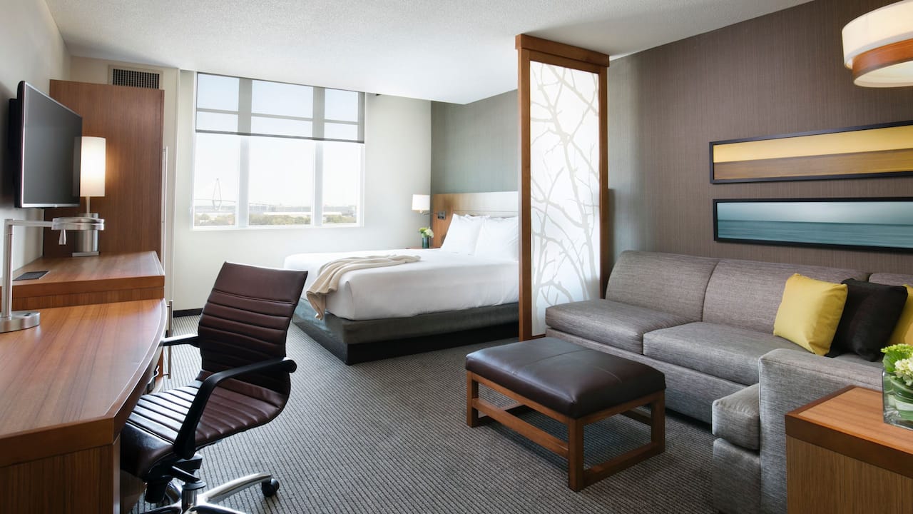 Room 903
