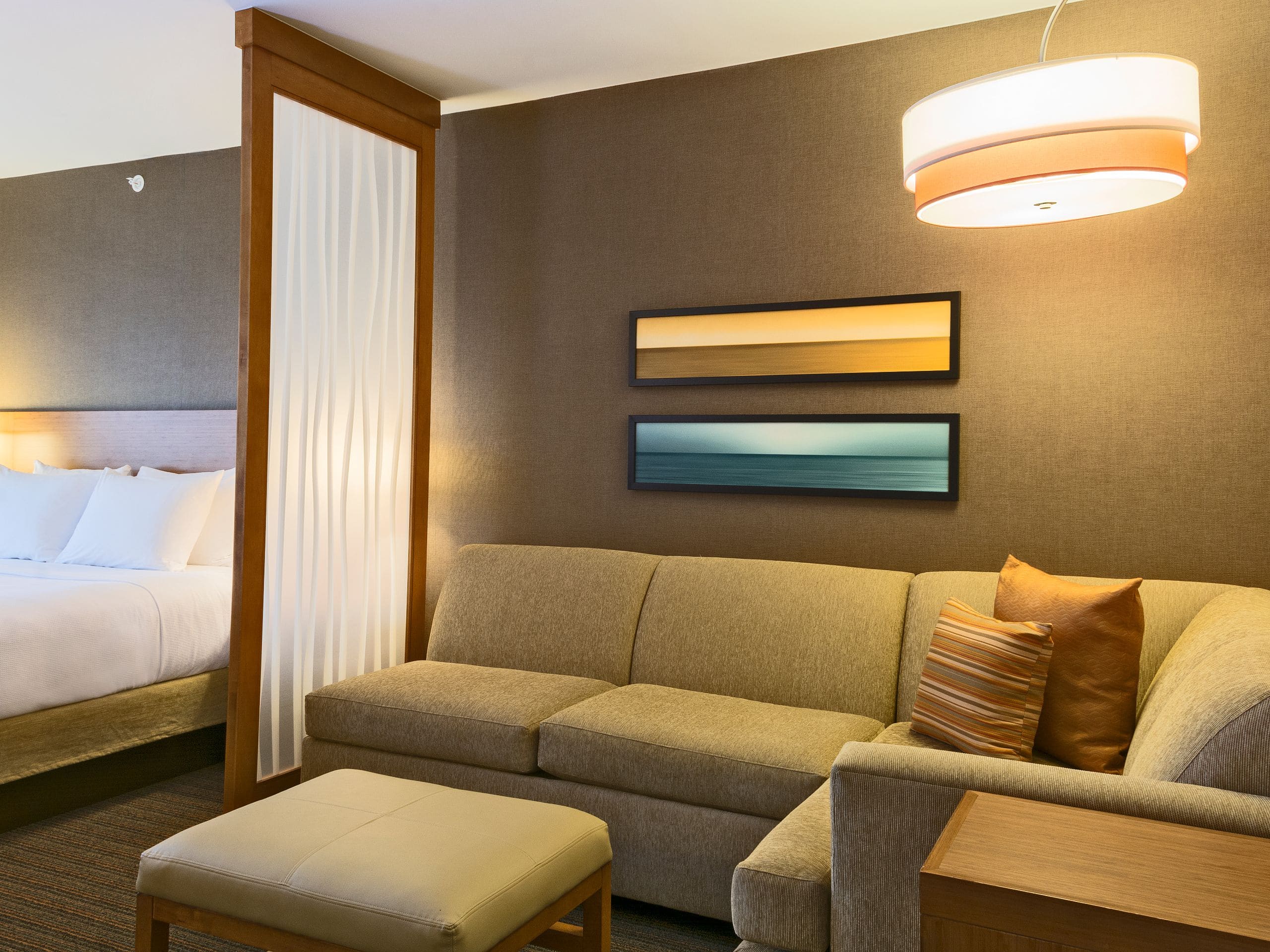 Spacious Hotel Rooms near Savannah Airport Hyatt Place Savannah Airport