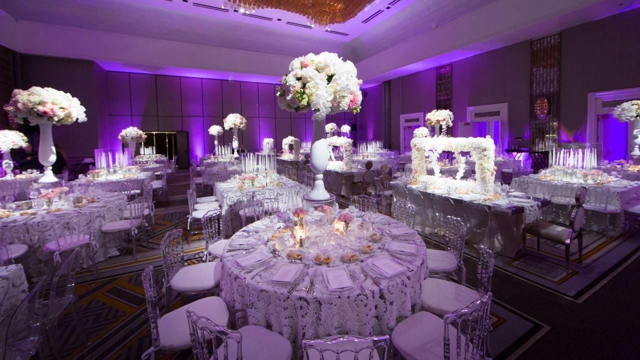 Only Hotel Connected To Grand Central With Large Meeting Es Empire Ballroom Wedding