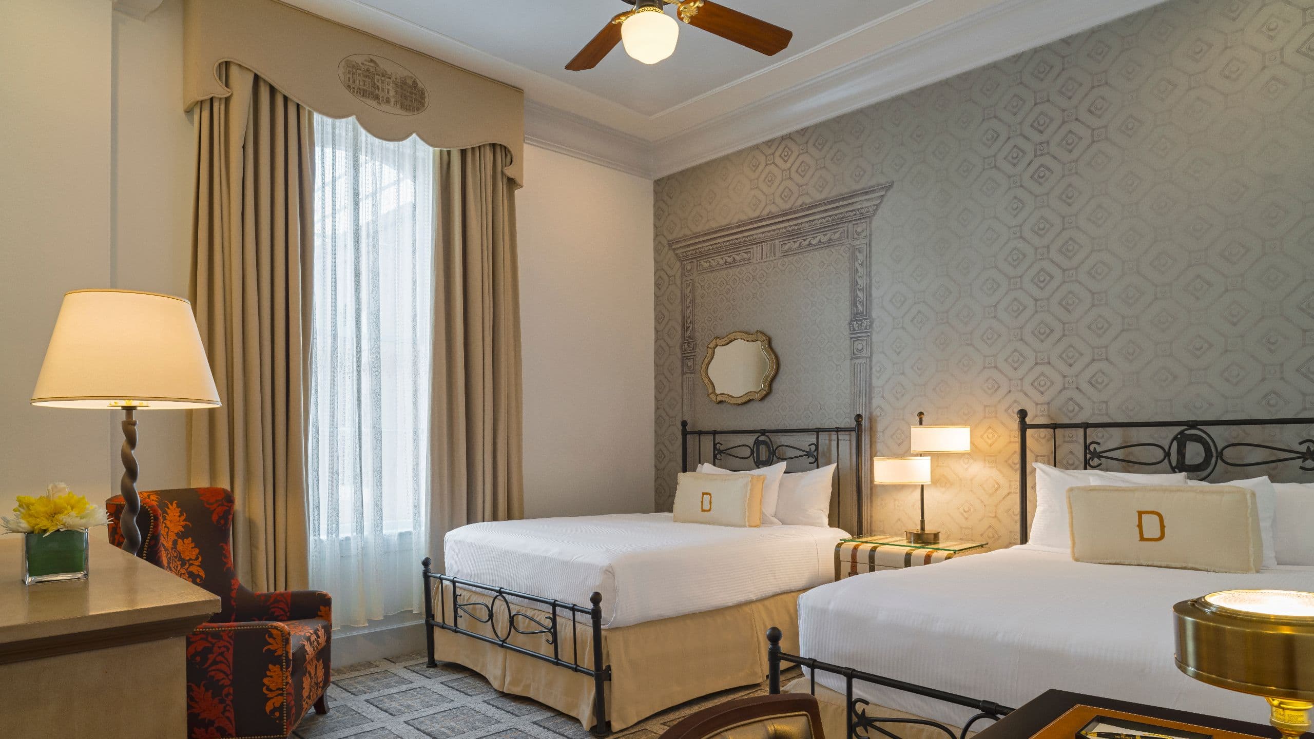 1 из 1 The Driskill Cityscape View Double Queen Room