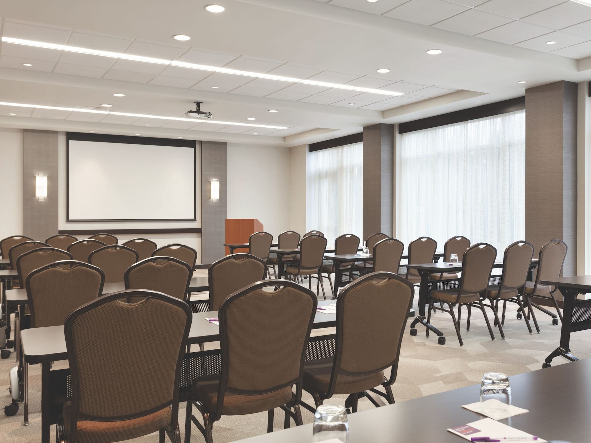 Hyatt Place Buffalo/Amherst Meeting Room Classroom Setup