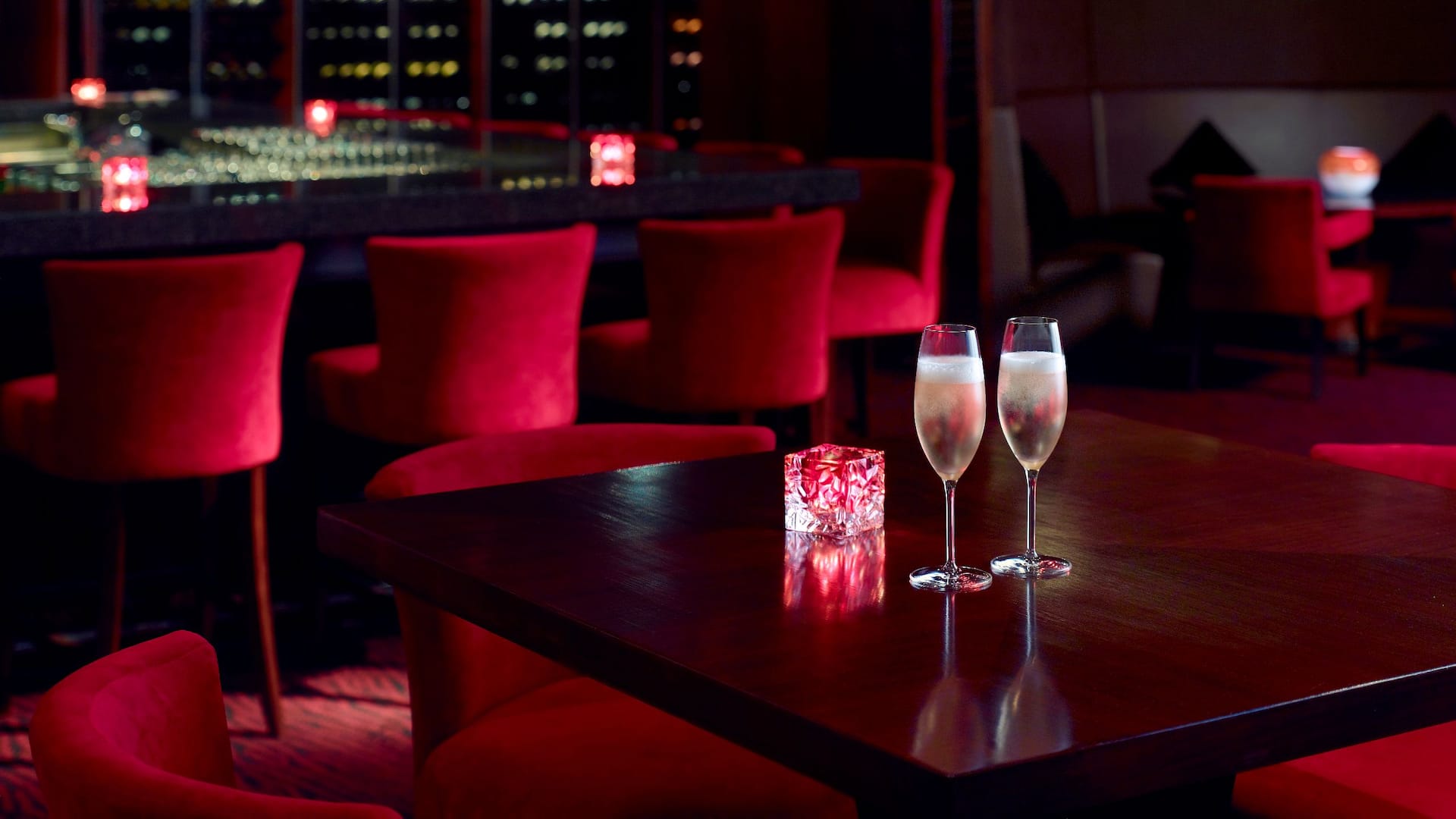 Hyatt Regency Hong Kong, Sha Tin Tin Tin Bar