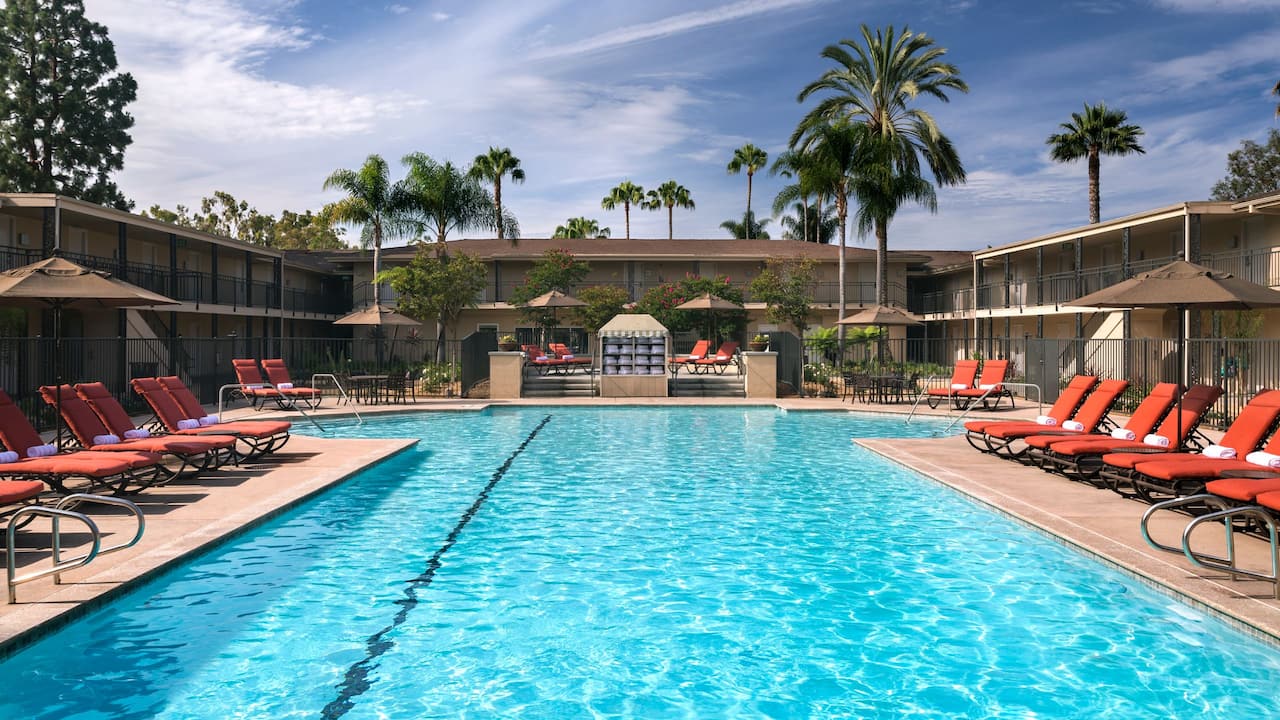 Hyatt Regency Newport Beach Serenity Pool 