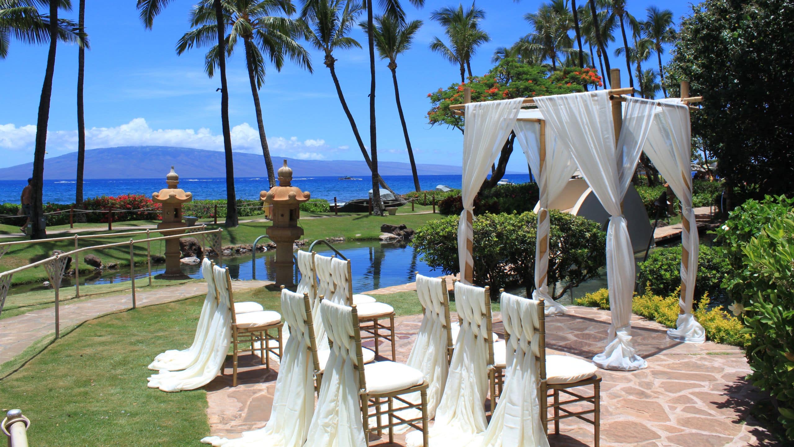 Hyatt Regency Maui Resort and Spa Outdoor Wedding Ceremony
