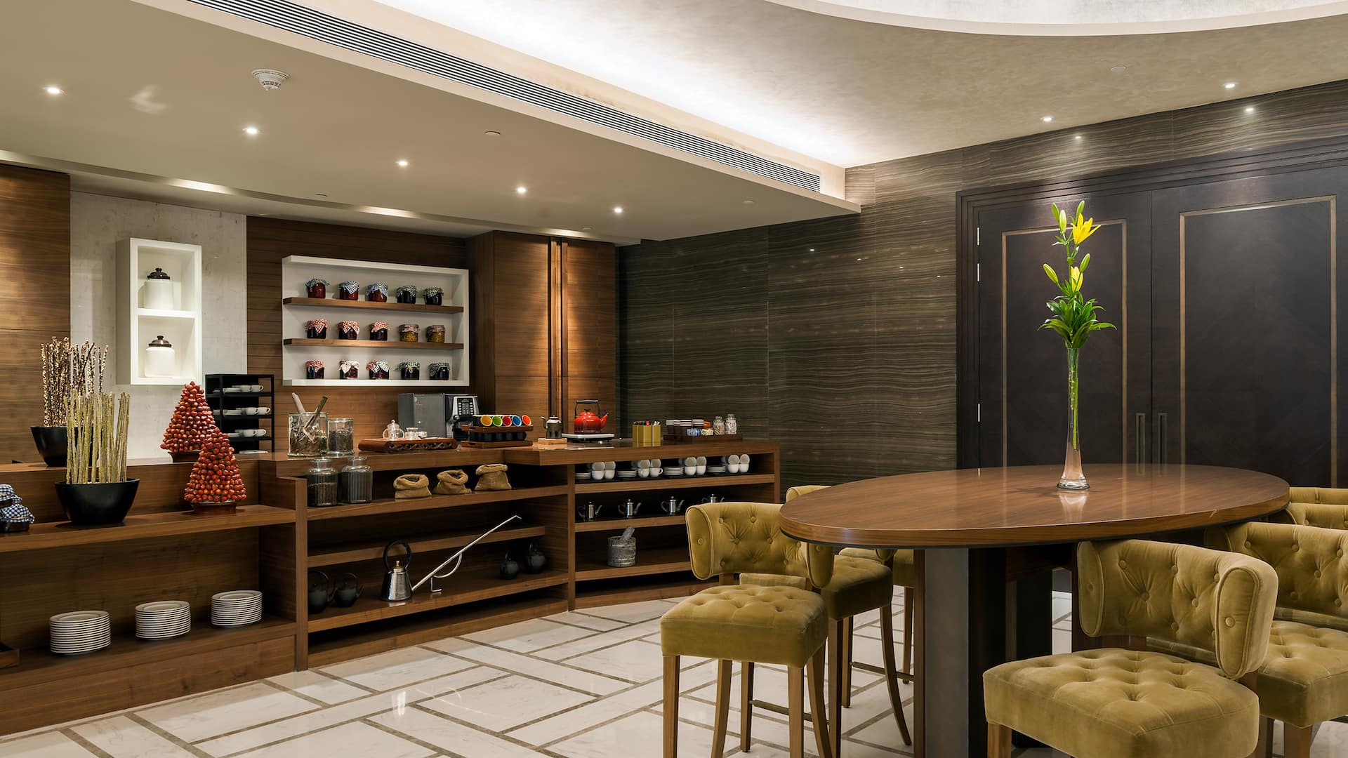6 of 6 Hyatt Regency Delhi Living Room Open Kitchen