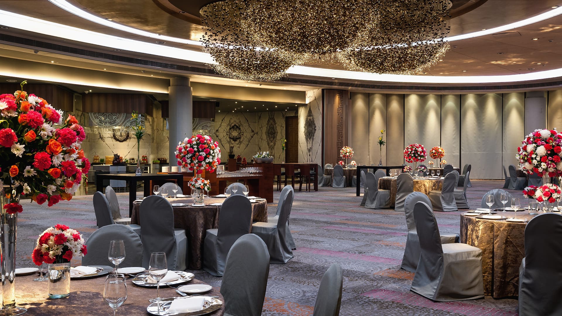 5 of 6 Hyatt Regency Delhi Oval Room