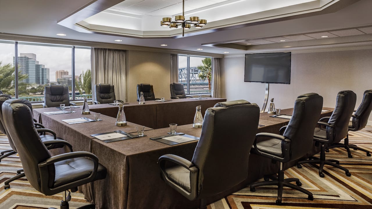 Hospitality Suite with U-shape setup