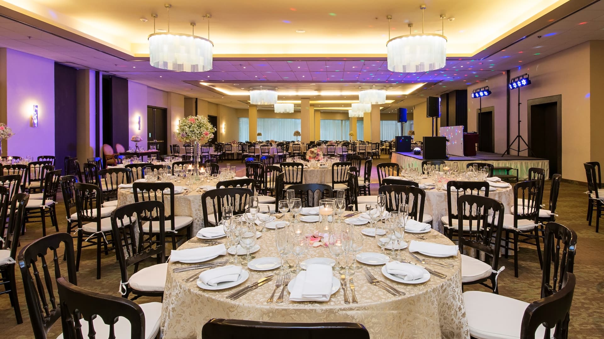 3 of 3 Hyatt Regency Merida Grand Regency Ballroom Wedding