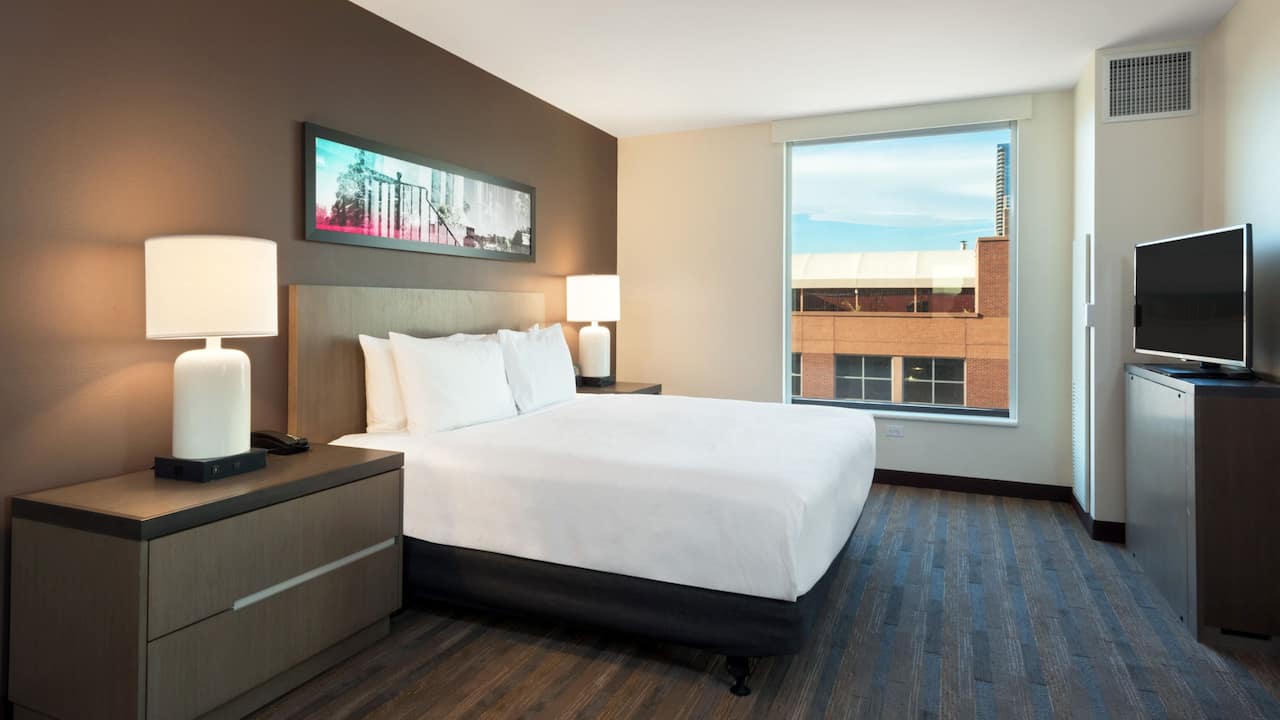 ADA Suite with King Bed and Tub Hyatt House Denver Downtown 