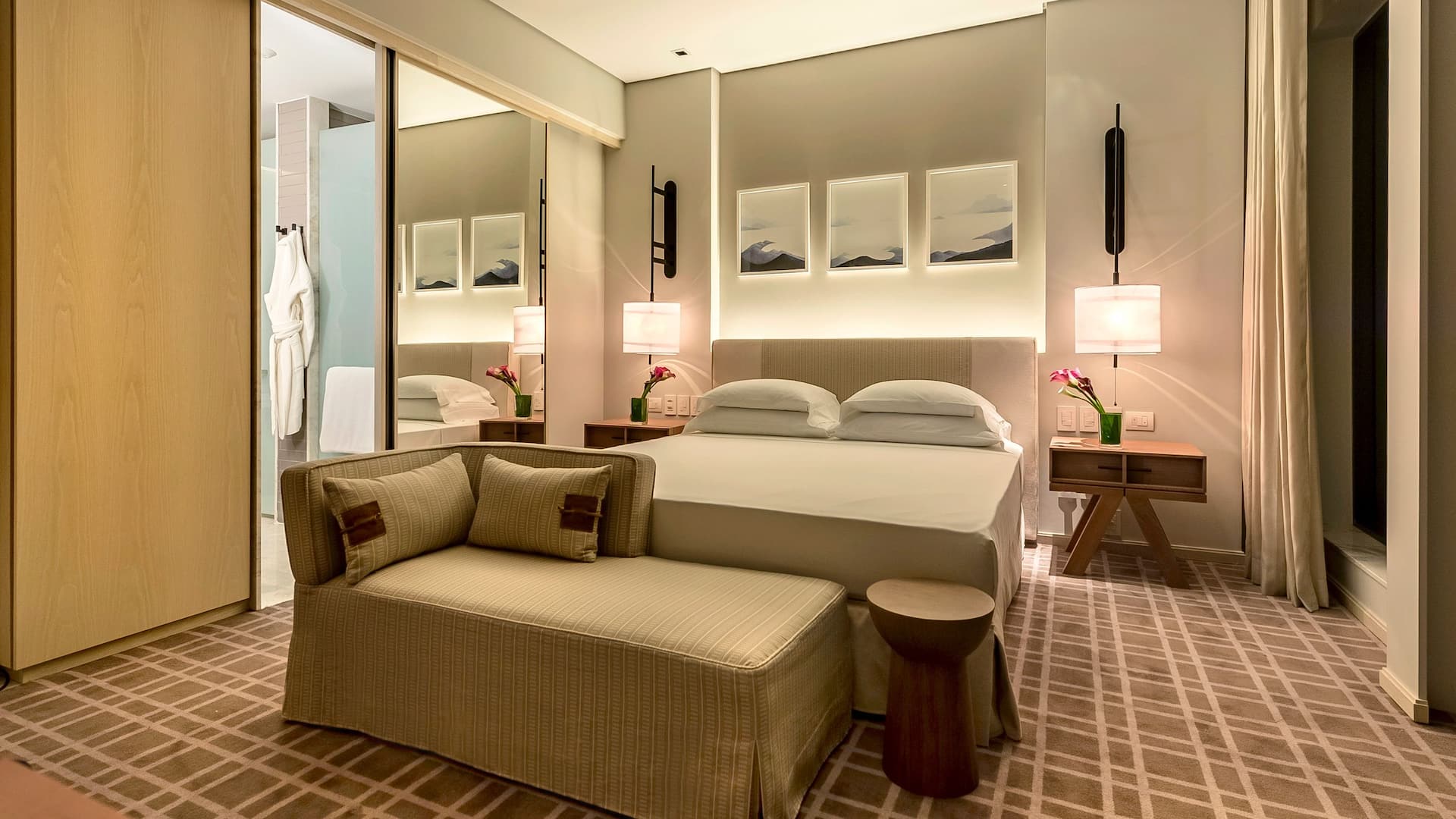 3 of 6 Grand King Room