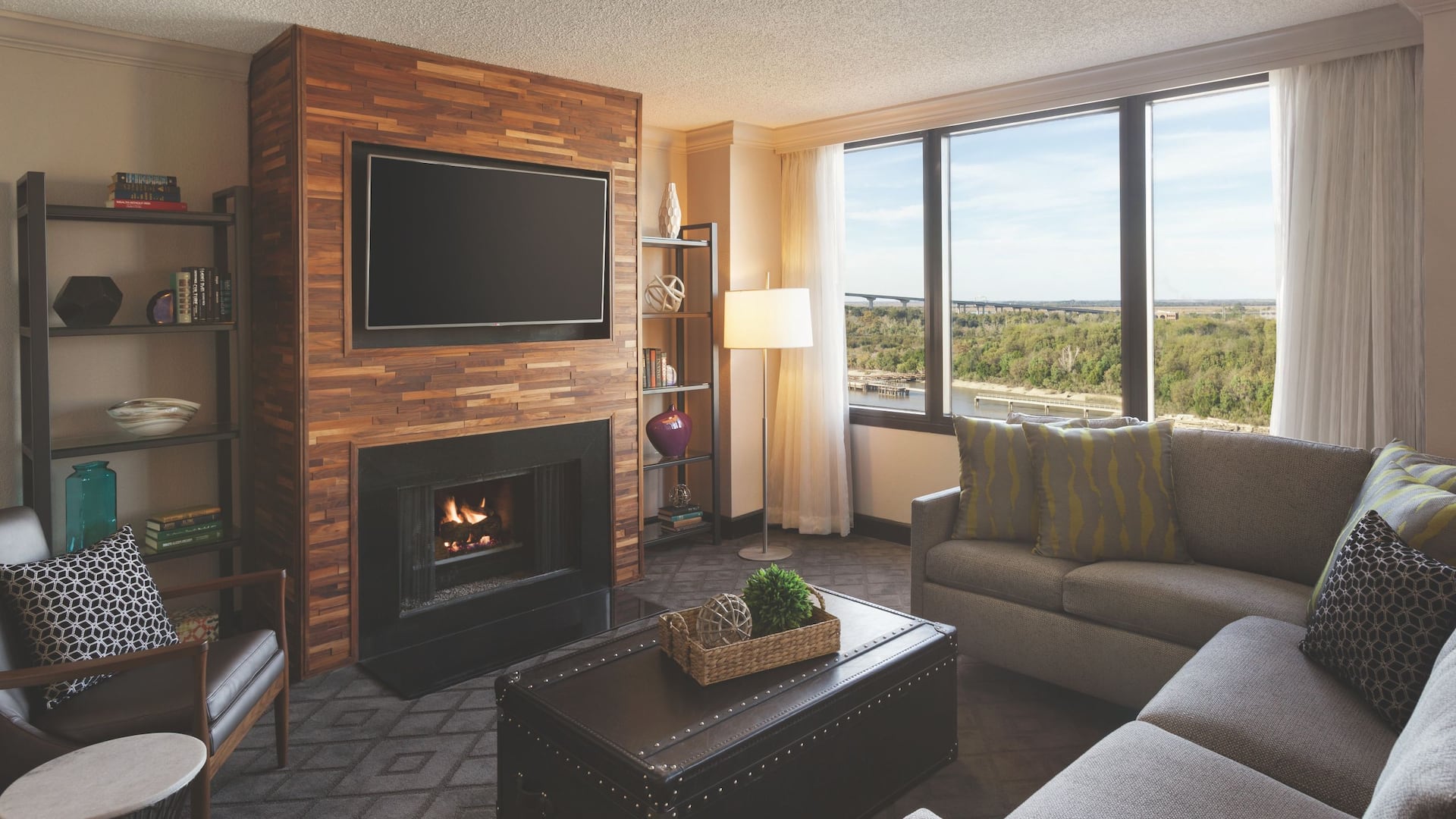 Hyatt Regency Savannah VIP Suite