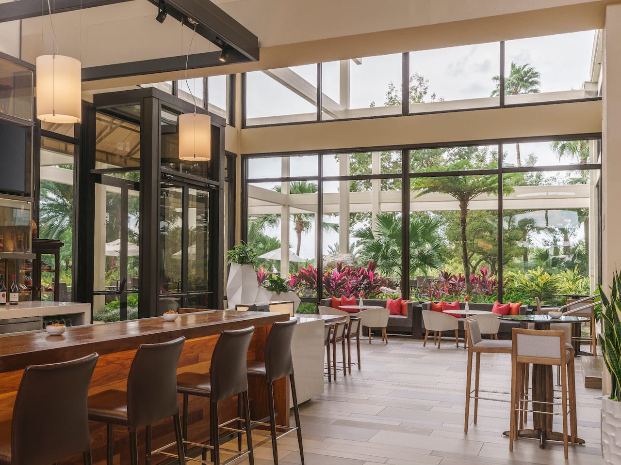 Hyatt Regency Grand Cypress Trellises Lounge