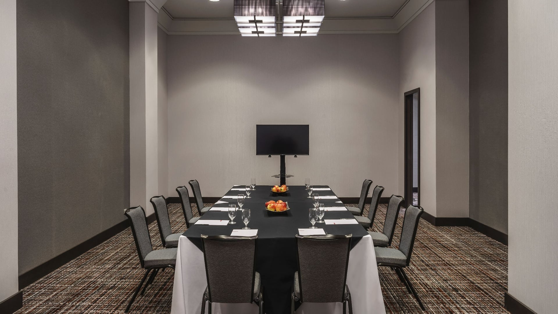 1 of 2 Meeting Room