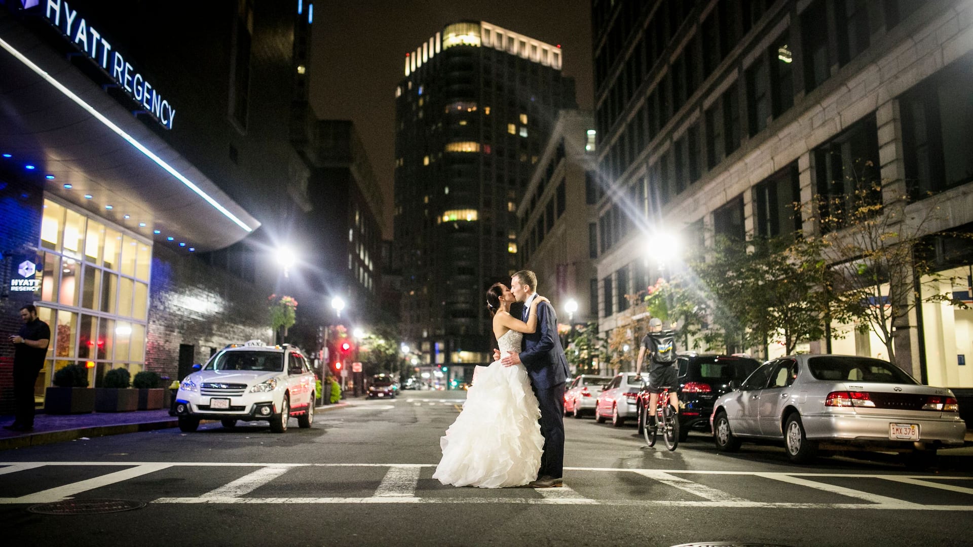 Hyatt Regency Boston Wedding Couple
