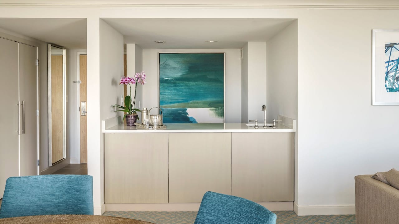  VIP Suite Kitchen