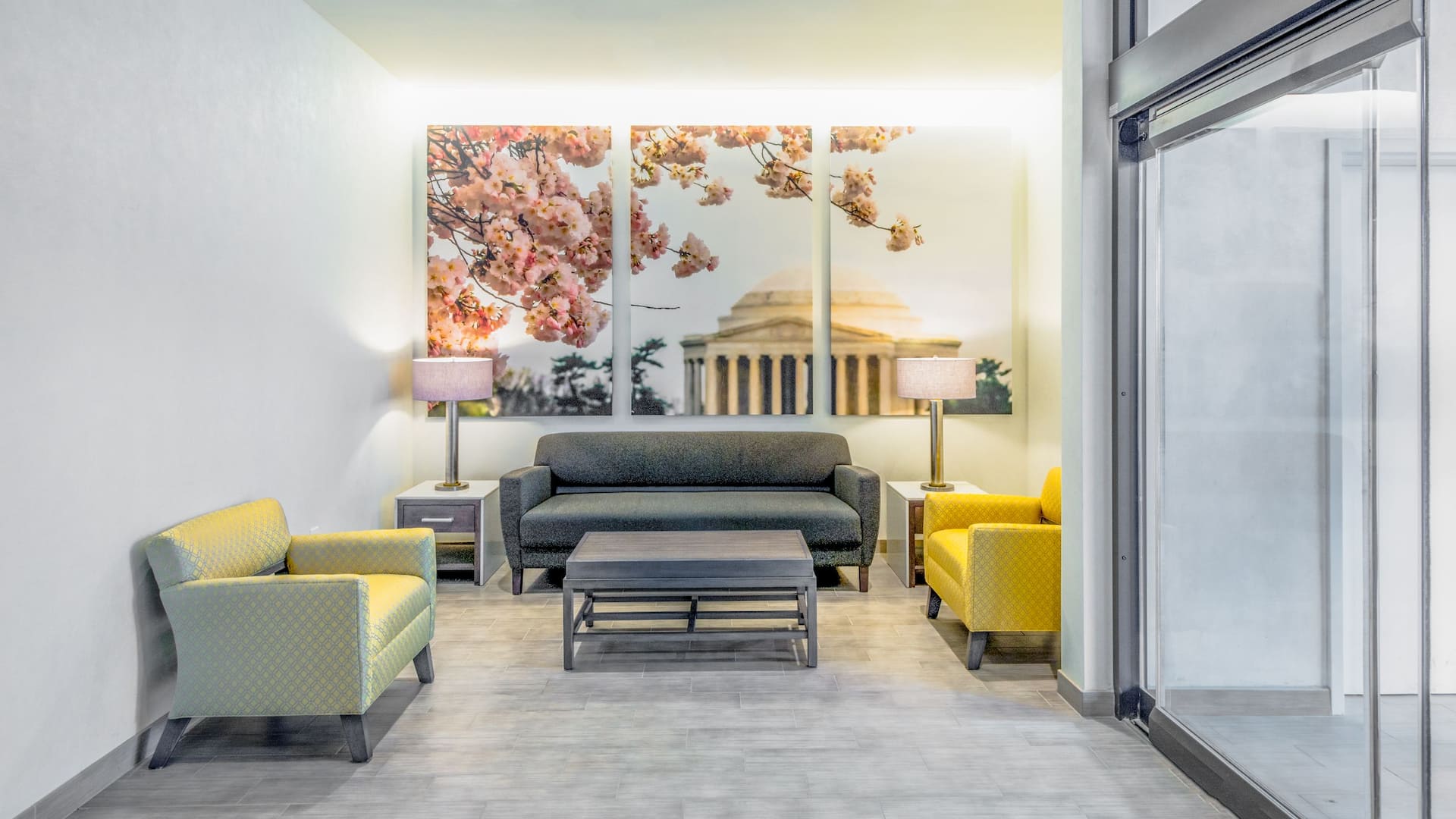 Hyatt Place Washington DC/National Mall Sitting Area