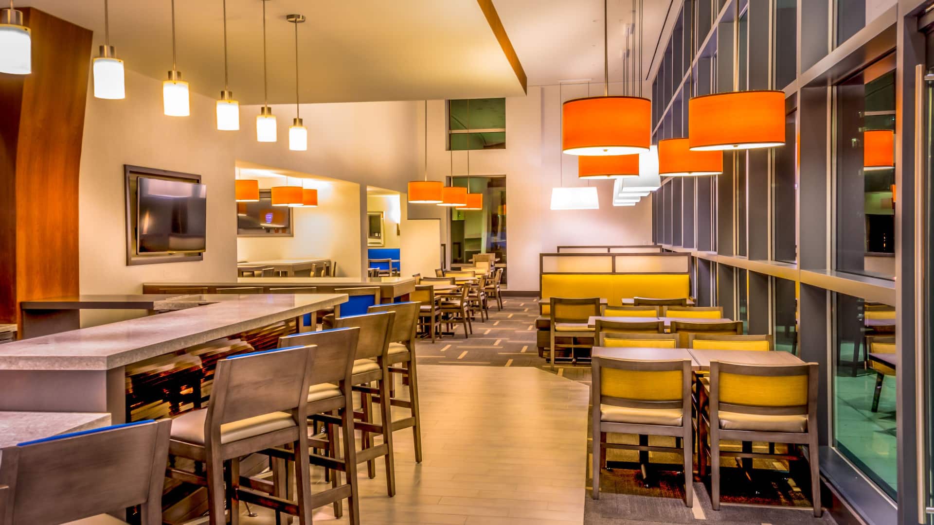 Hyatt Place Washington DC/National Mall Gallery Dining Area