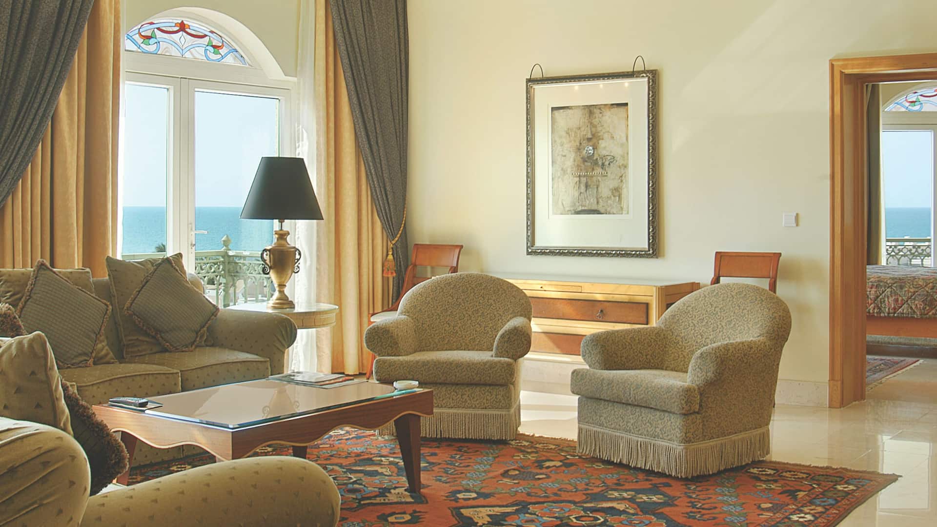3/5 Royal Suite Living Room