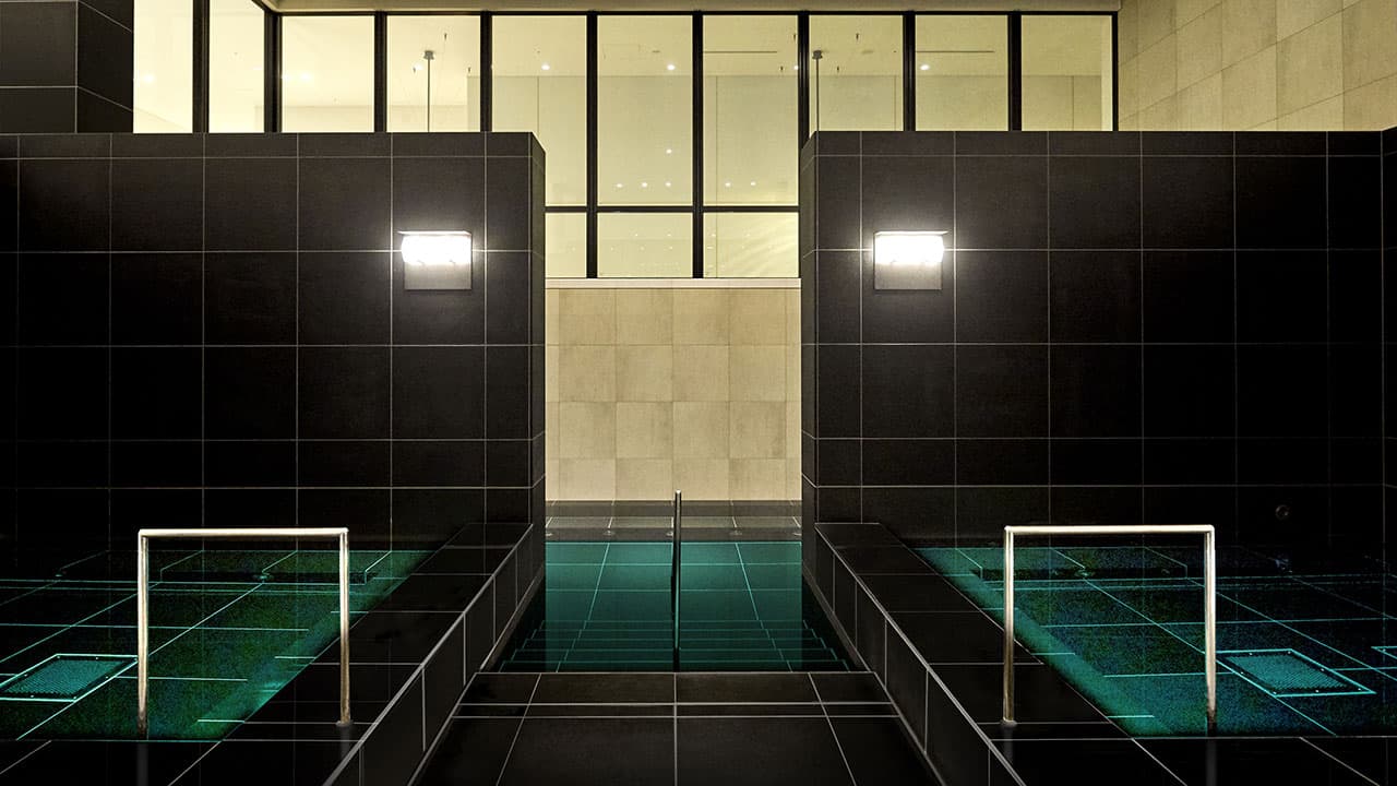 Andaz Tokyo Toranomon Hills AO Spa and Club Carbonated Pool