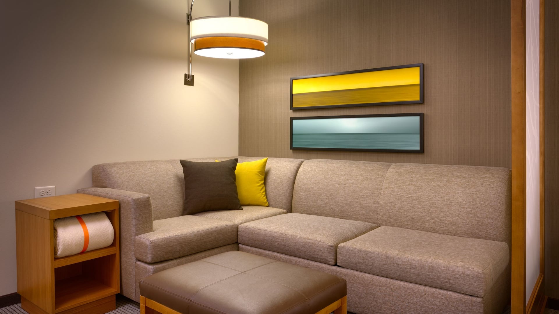 Hyatt Place Park City Cozy Couch Area