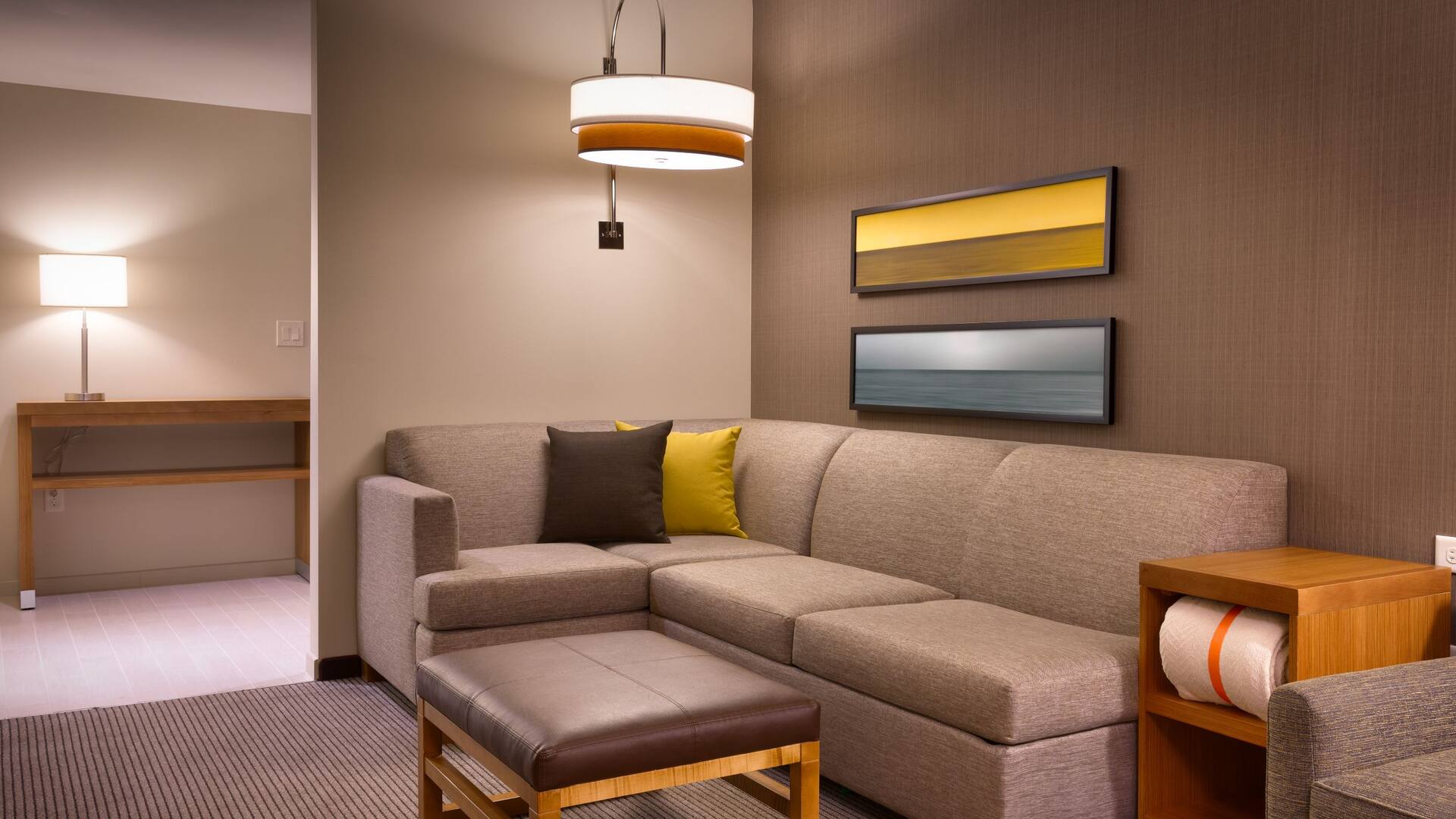 Hyatt Place Park City Suite Living Room Cozy Corner