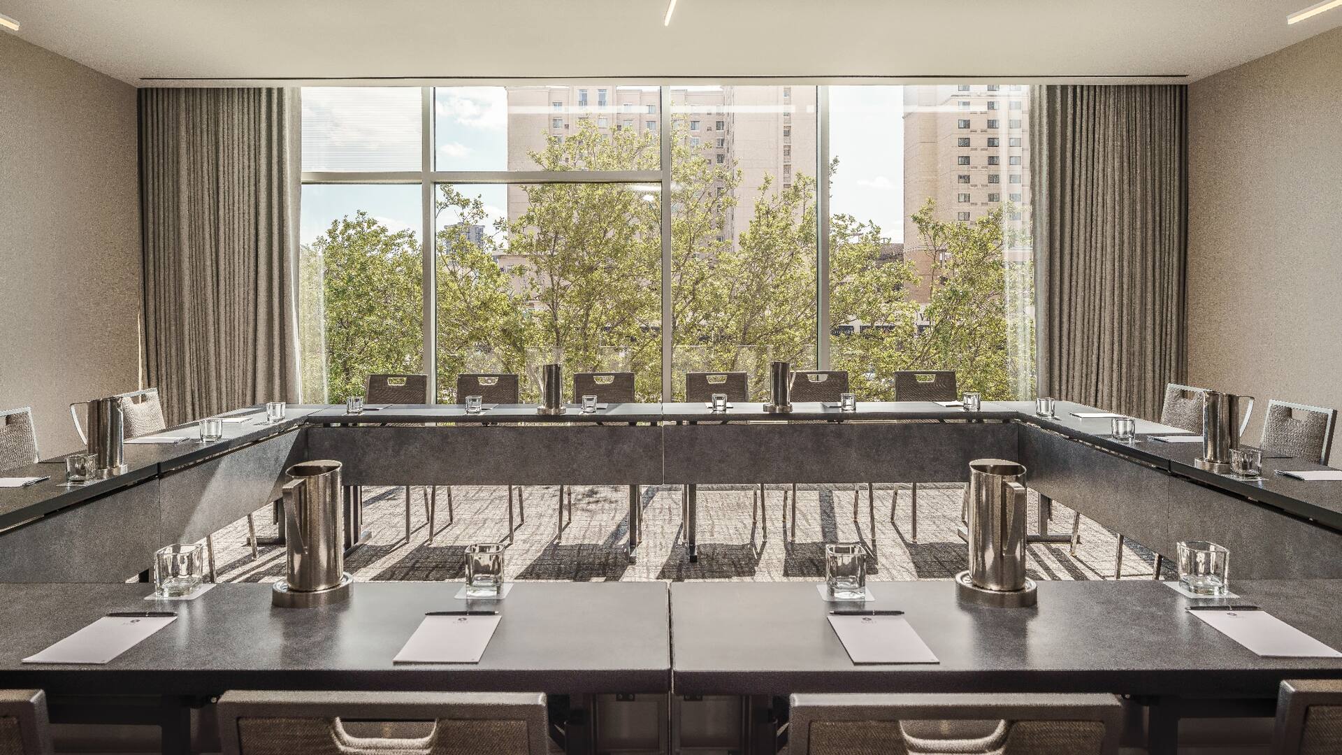 Hyatt Regency Houston/Galleria West Alabama Hollow Square Boardroom