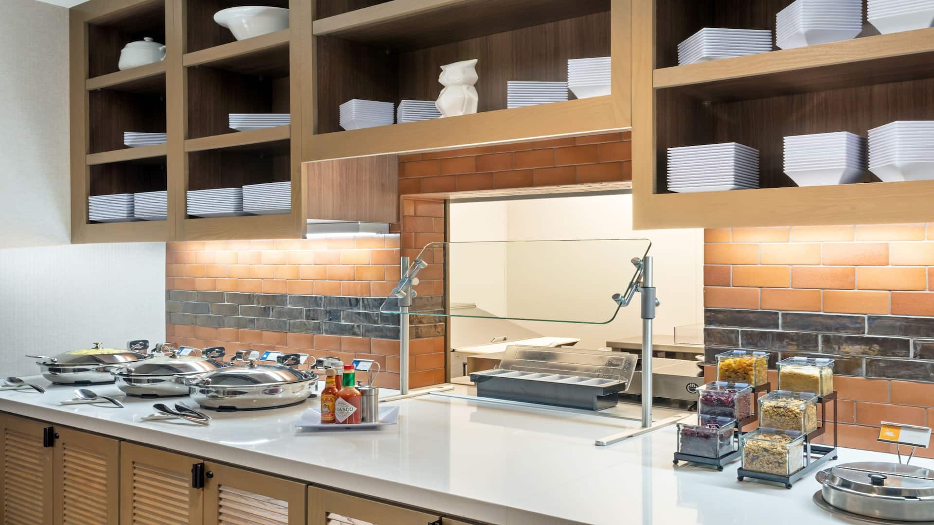 Hyatt House Denver/Downtown Omelet Station